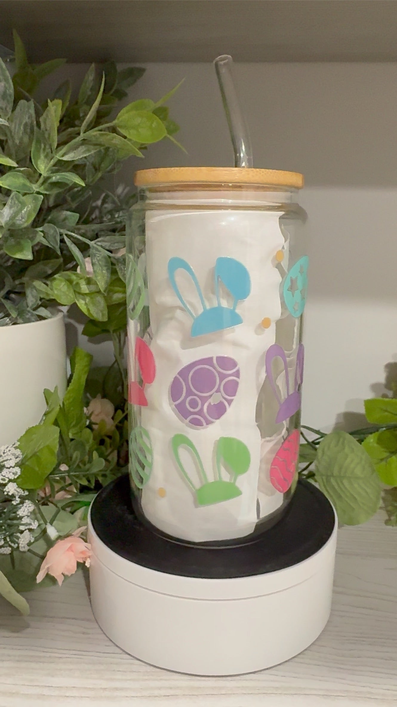 Easter Eggs and Bunny Ears Sipper Glass 16oz Cup