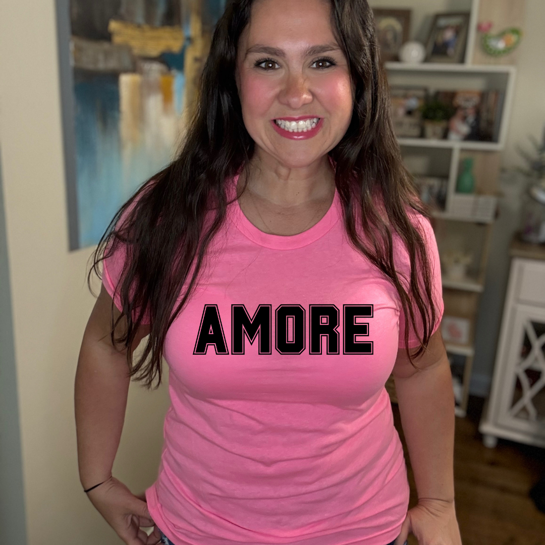 Amore Tee