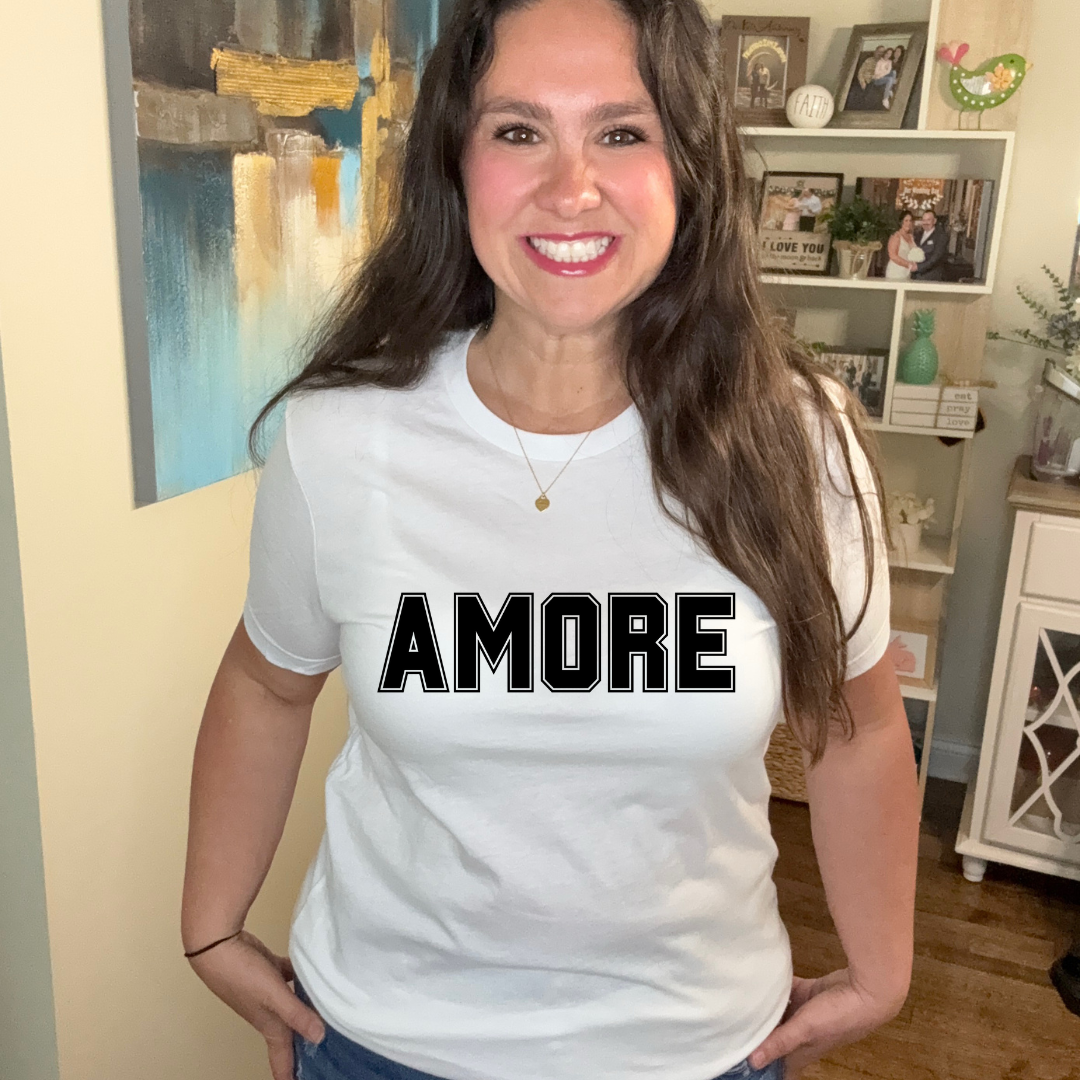Amore Tee