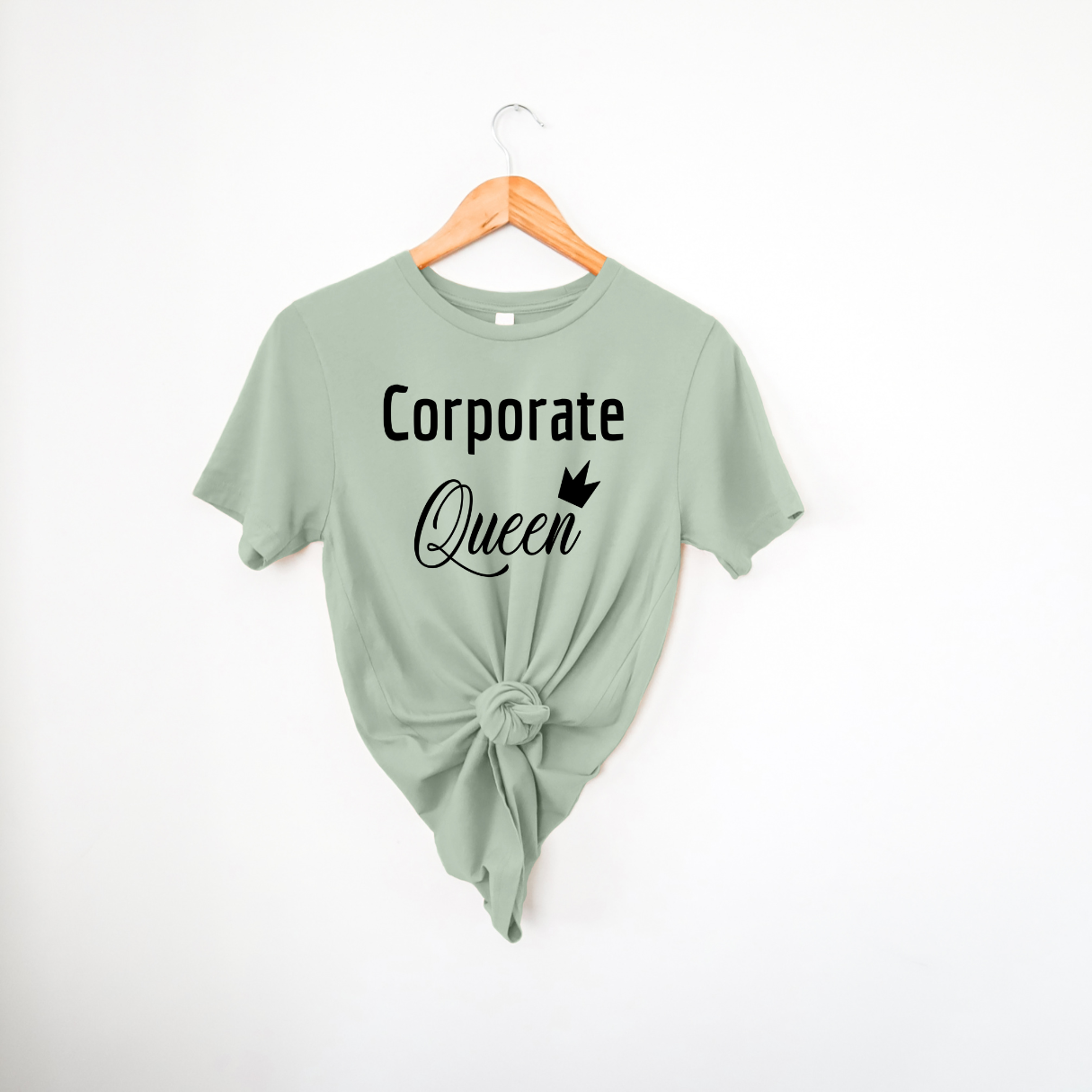 Corporate Queen | T-Shirt