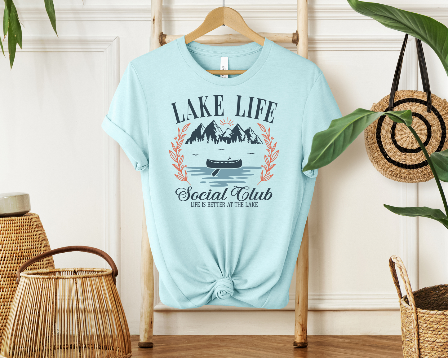 Lake Life Social Cub| T-Shirt MadreForte LLC