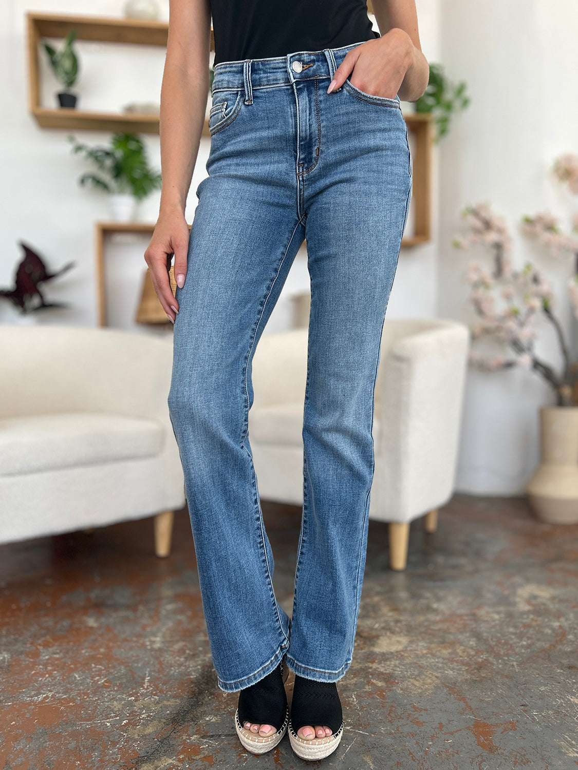 Judy Blue Full Size Mid-Rise Waist Straight Jeans MadreForte LLC