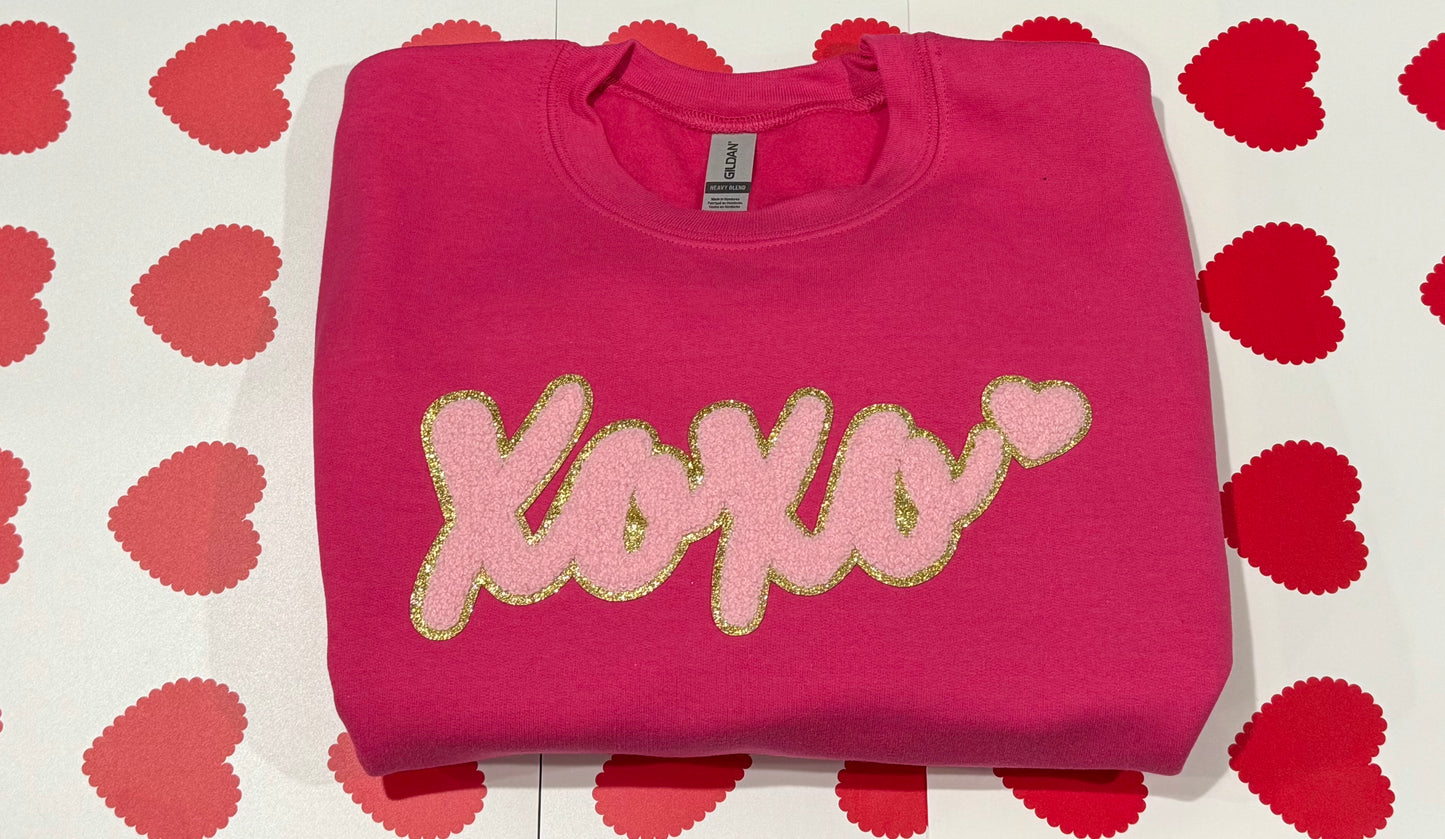 XoXo Pink Chenille patch | Sweatshirt MadreForte LLC