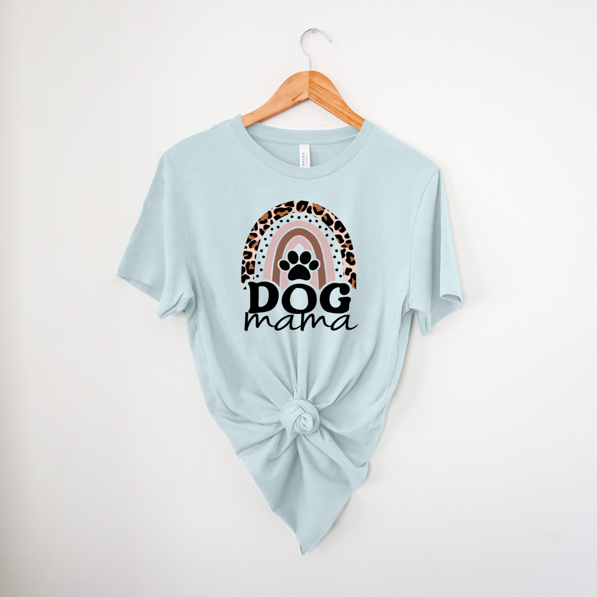 Leapard Dog Mom | T-Shirt MadreForte LLC