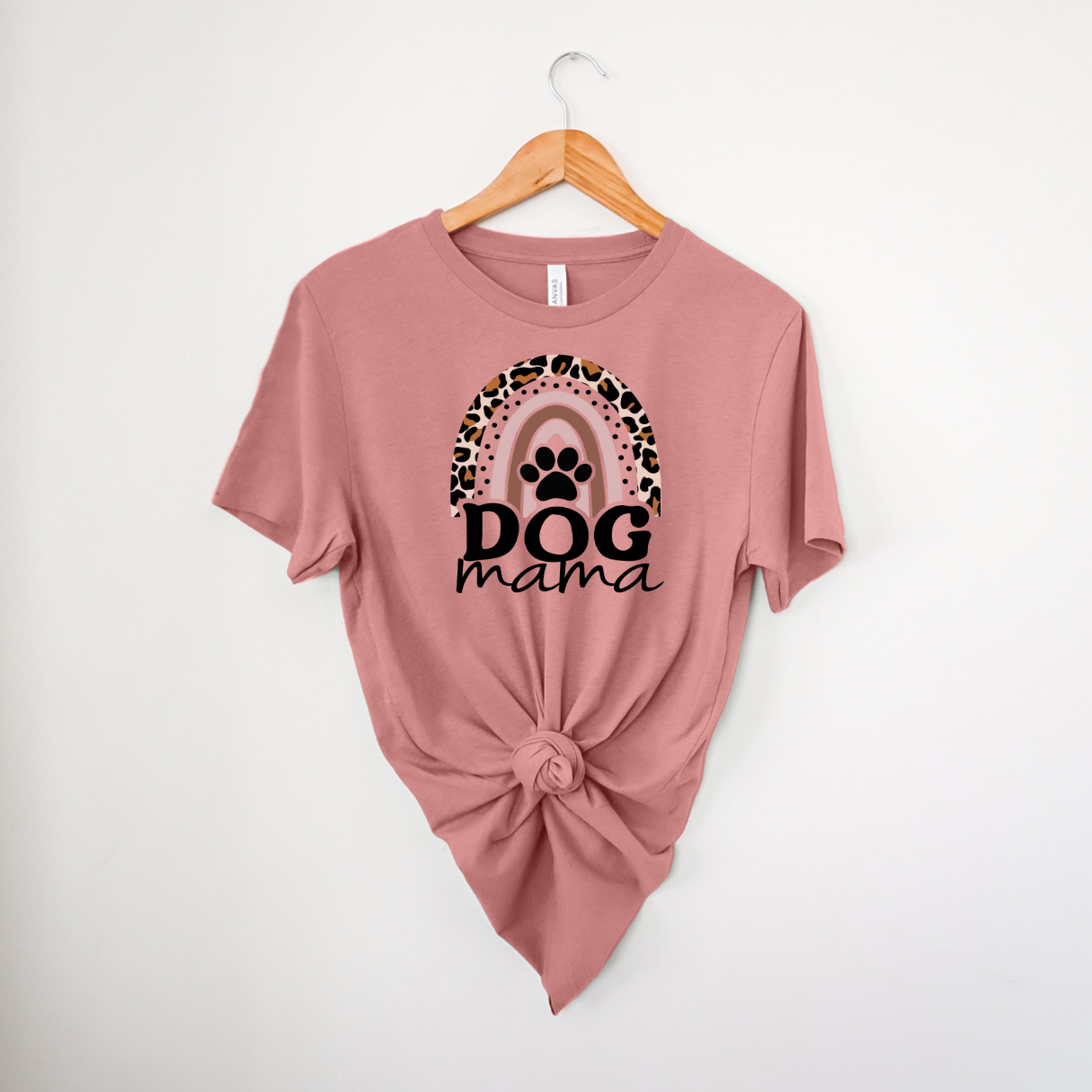 Leapard Dog Mom | T-Shirt MadreForte LLC