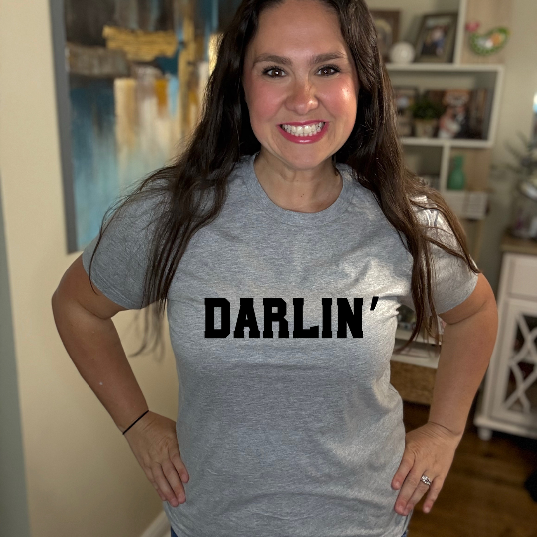 Darlin' Tee