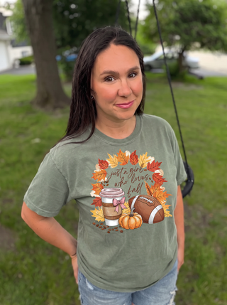 Just a Girl Who Loves Fall Tee