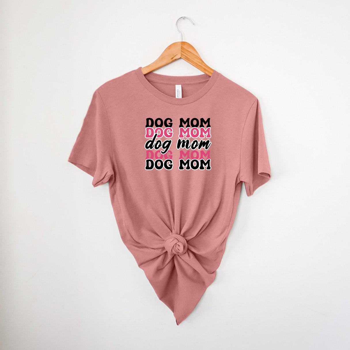 Dog Mom| T-Shirt MadreForte LLC