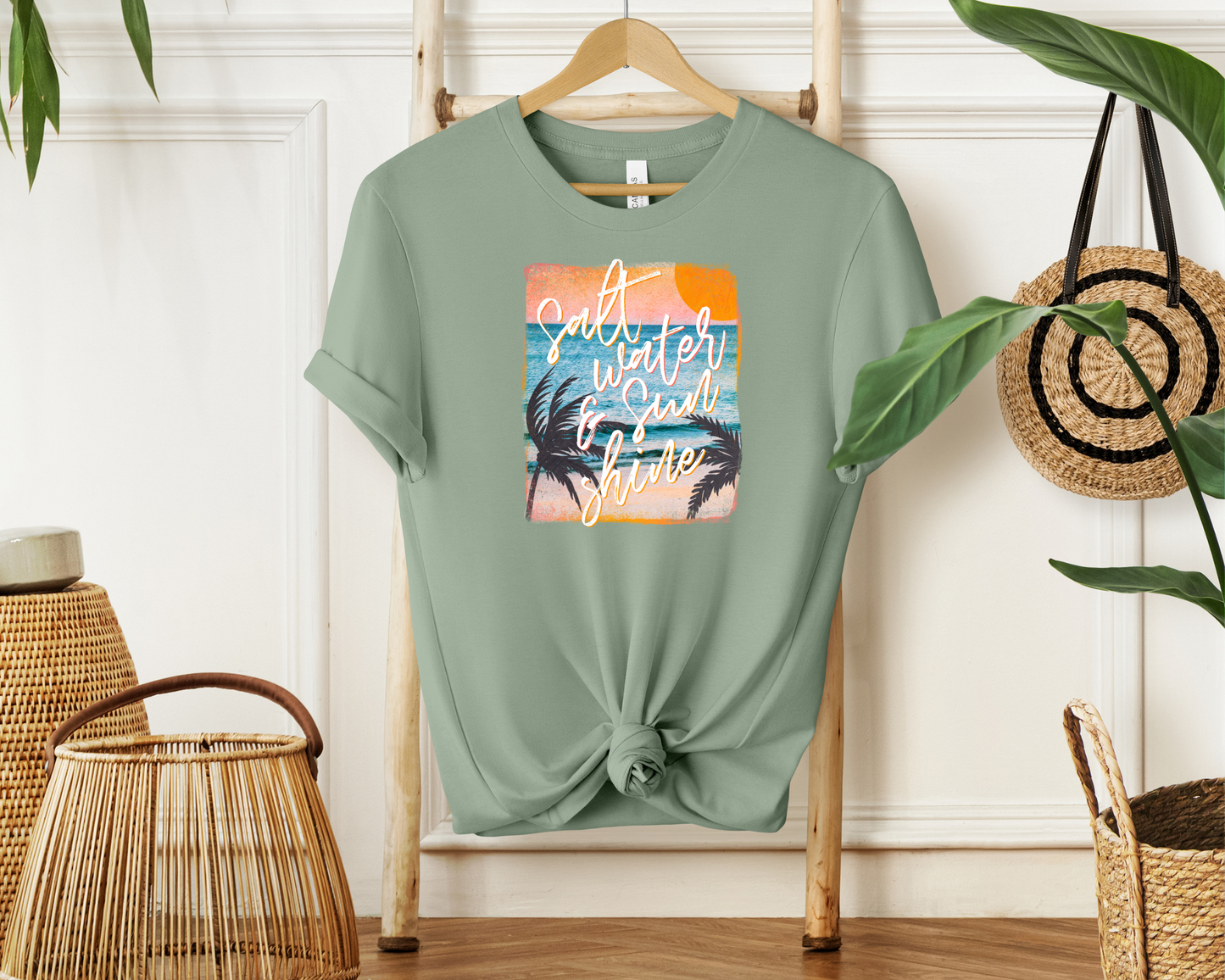 Sunshine & Salt | T-Shirt MadreForte LLC