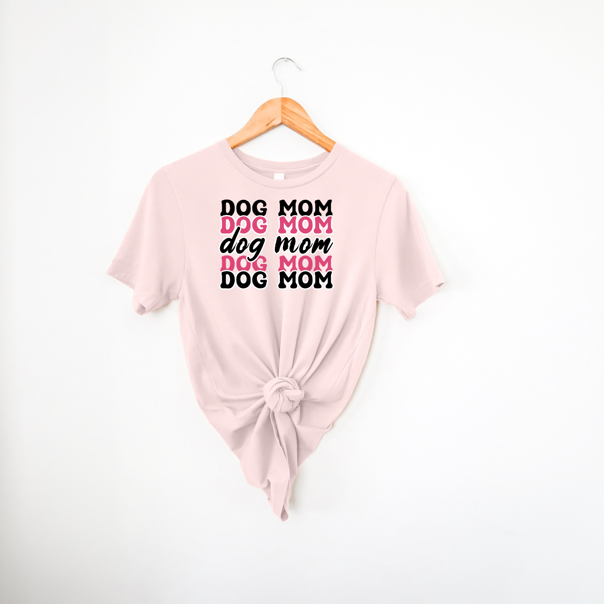 Dog Mom| T-Shirt MadreForte LLC