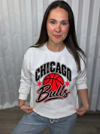 Bulls Graphic Crew Sweatshirt