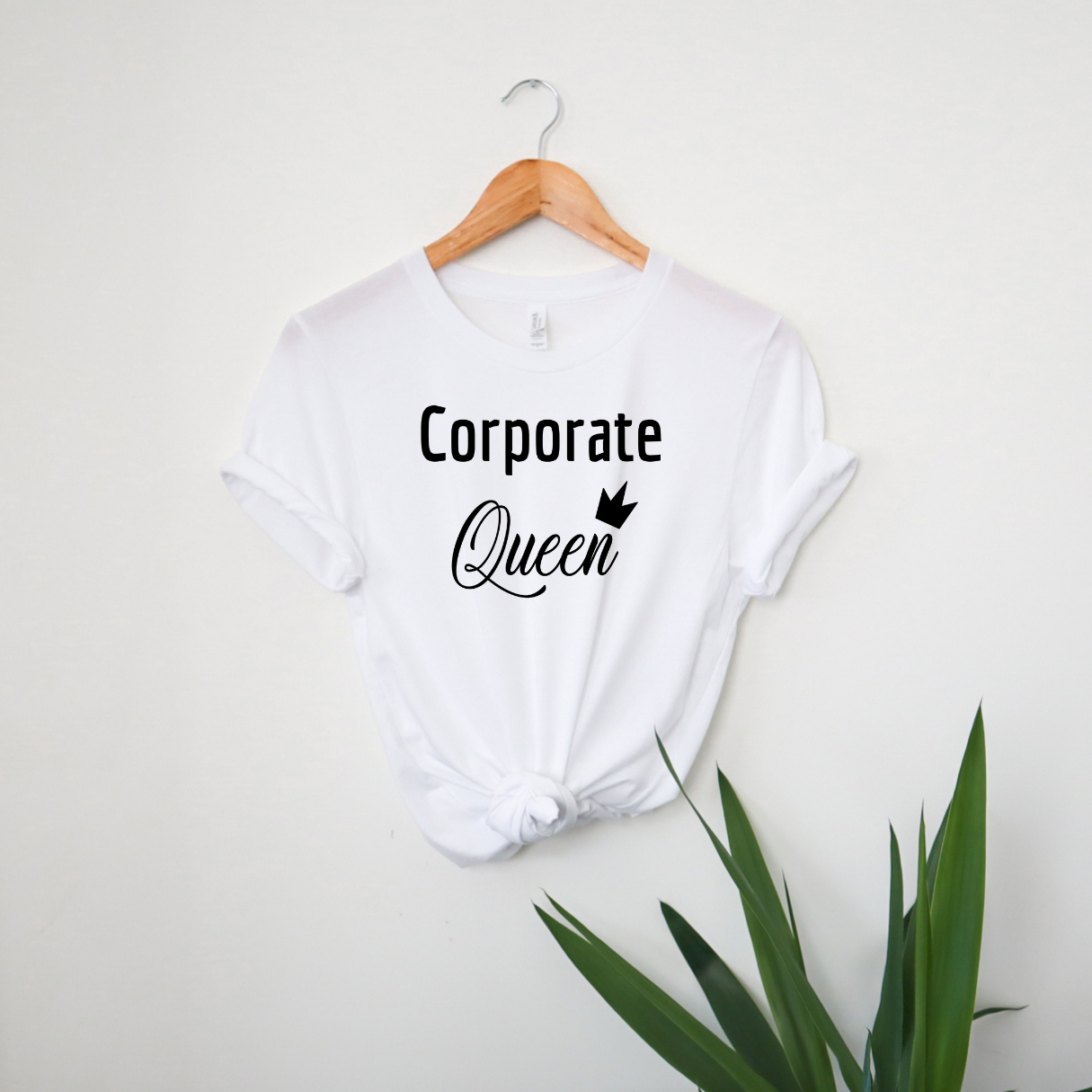 Corporate Queen | T-Shirt