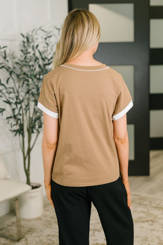 Feel Alright  Two Tone Contrast in Mocha