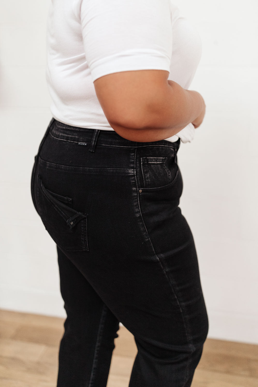 High Waist Mom Fit Jeans In Black MadreForte LLC