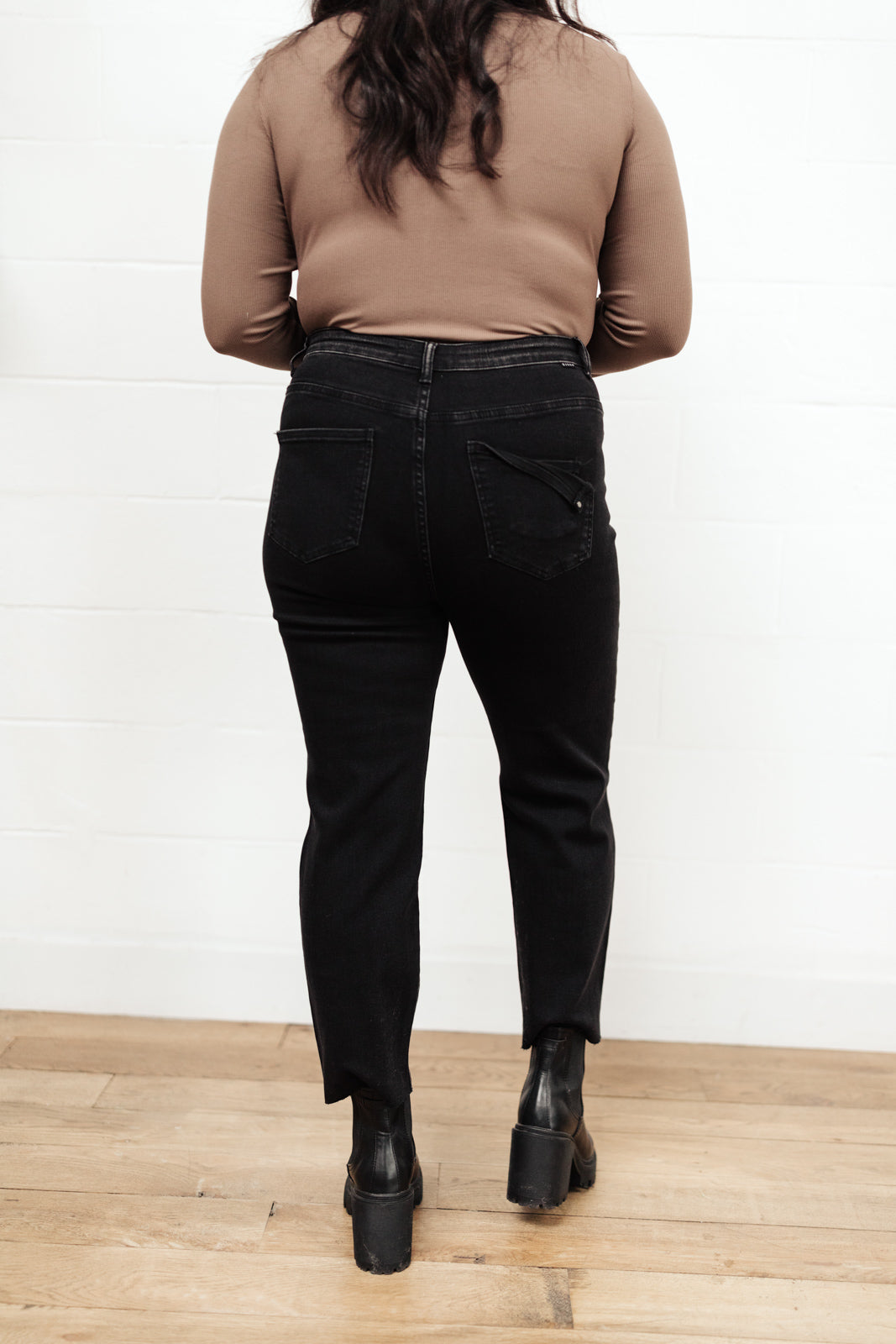 High Waist Mom Fit Jeans In Black MadreForte LLC