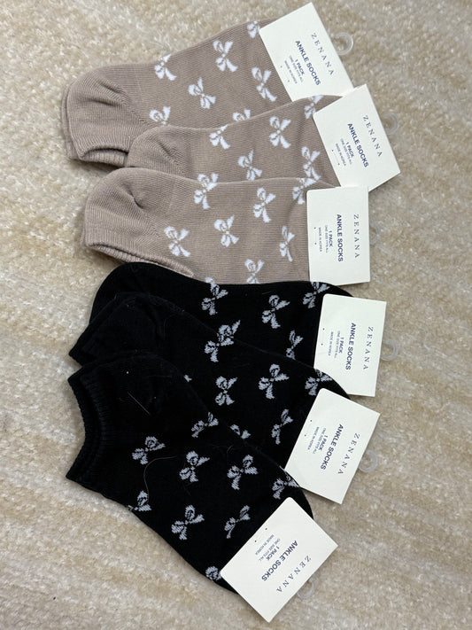 Zenana Bow Ankle Socks