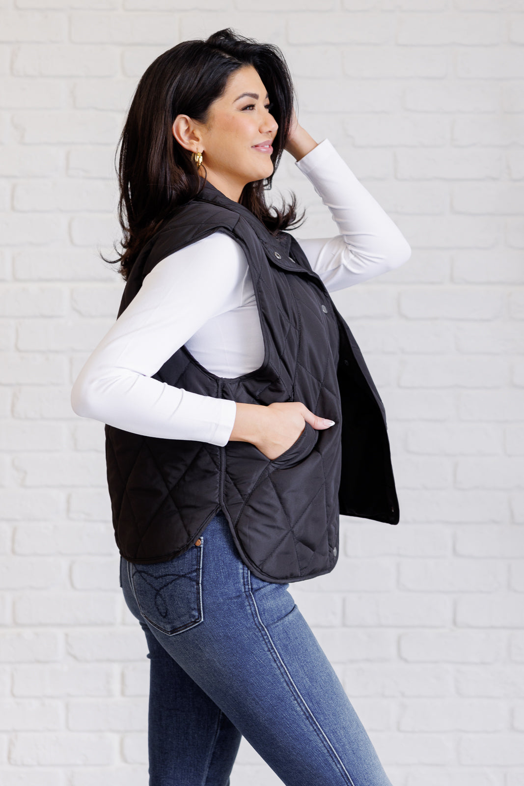 Layering Queen Quilted Puffer Vest in Black MadreForte LLC