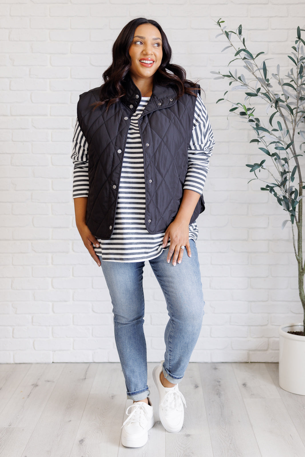 Layering Queen Quilted Puffer Vest in Black MadreForte LLC