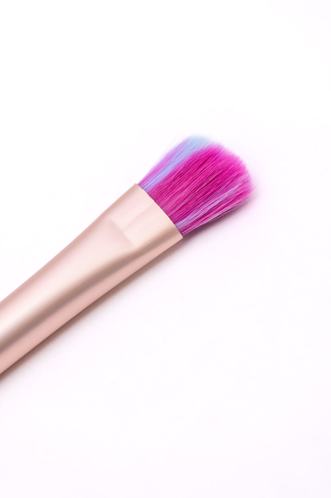 Loud and Clear Eyeshadow Brush MadreForte LLC