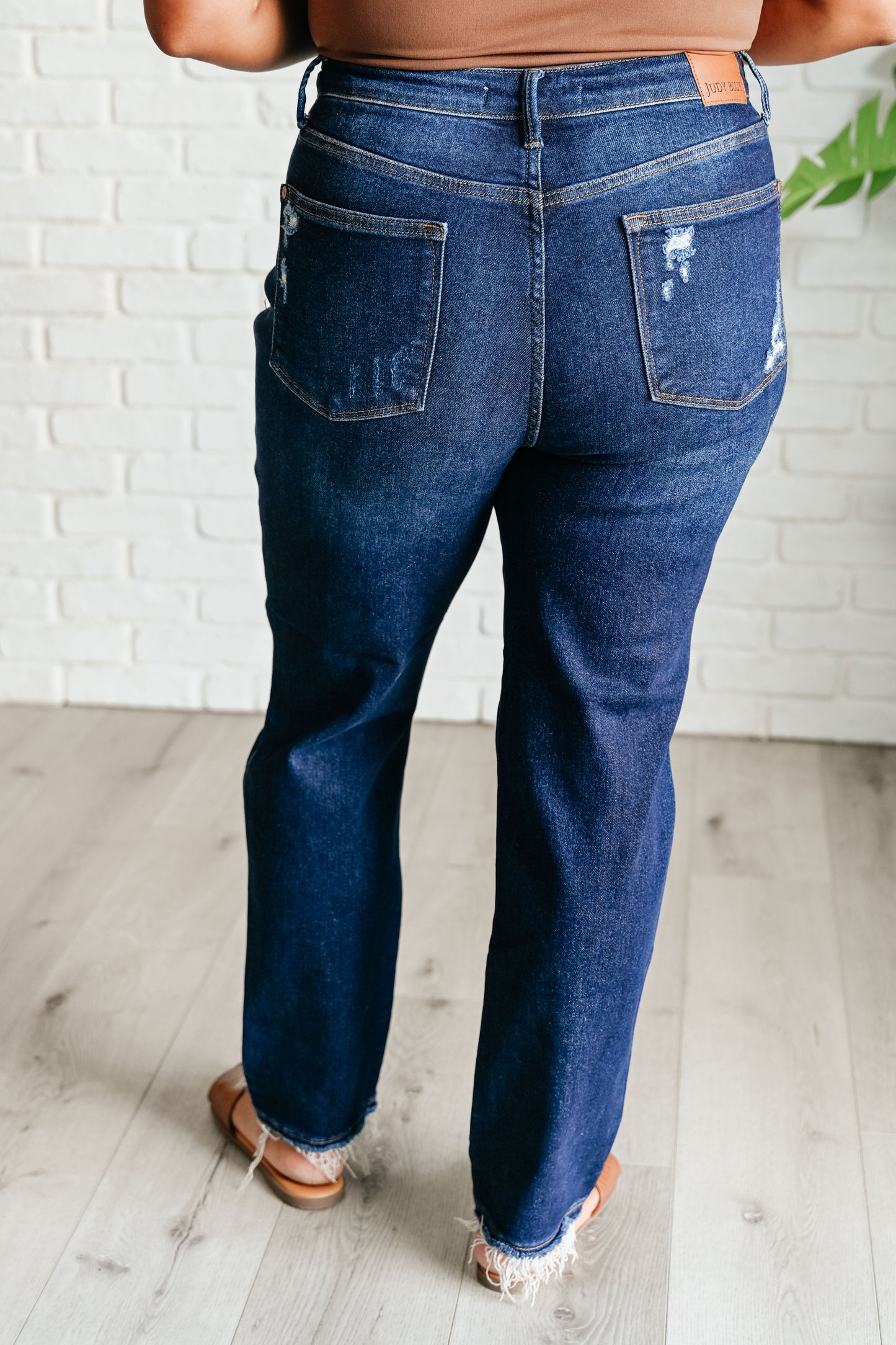 Montana High Rise Rigid Magic Distressed Straight Jeans MadreForte LLC