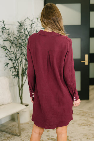 Sorelle Classic Collared Dress in Wine
