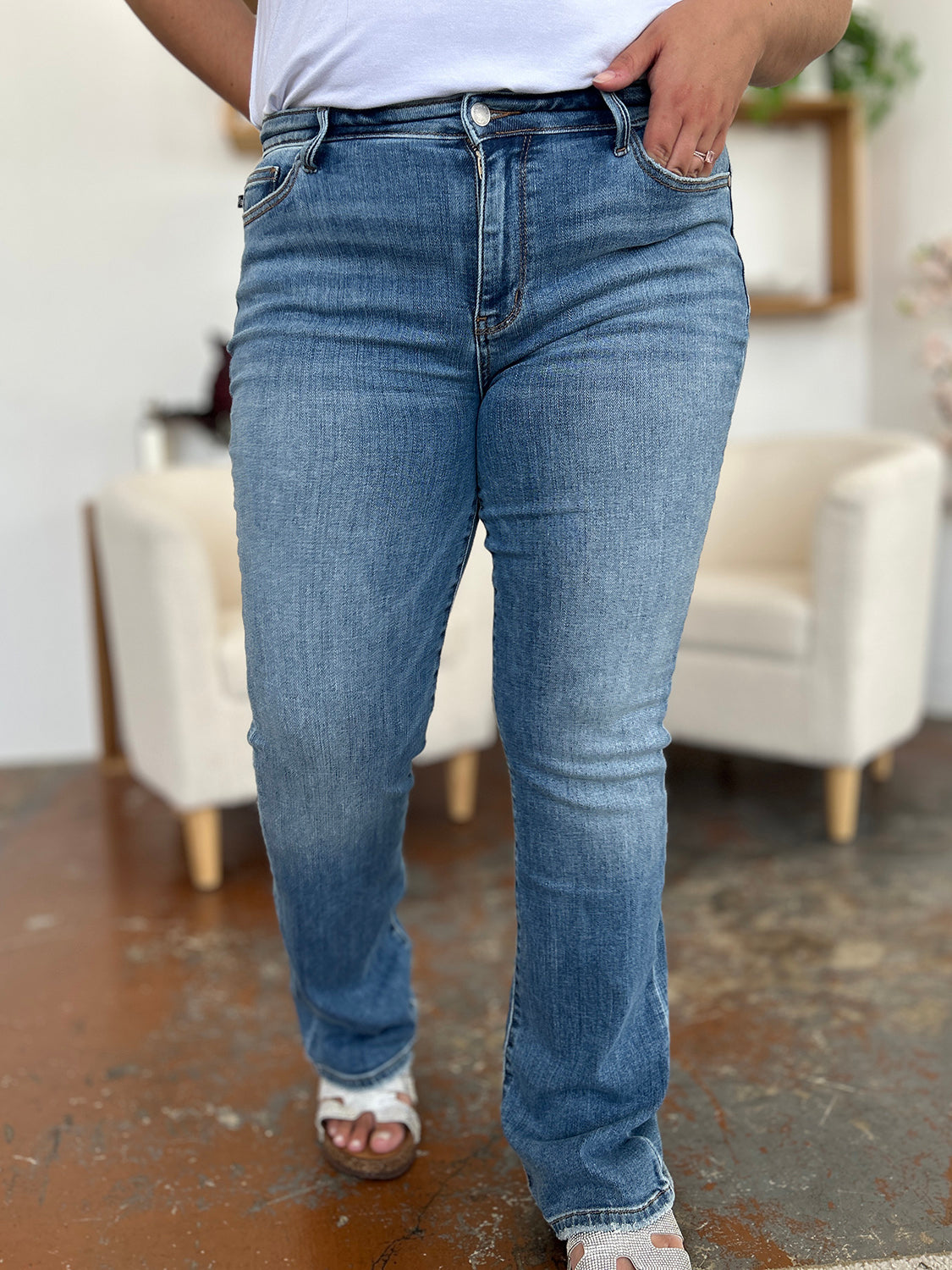 Judy Blue Full Size Mid-Rise Waist Straight Jeans MadreForte LLC