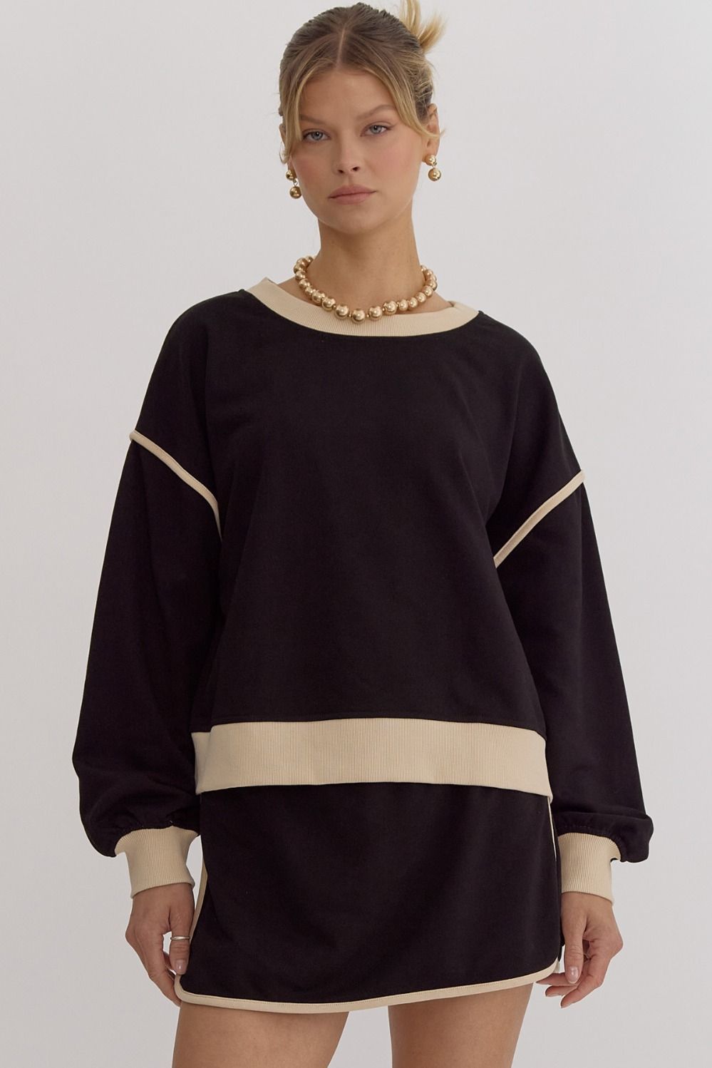 Solid Contrast Trim Long Sleeve Top in Black MadreForte LLC