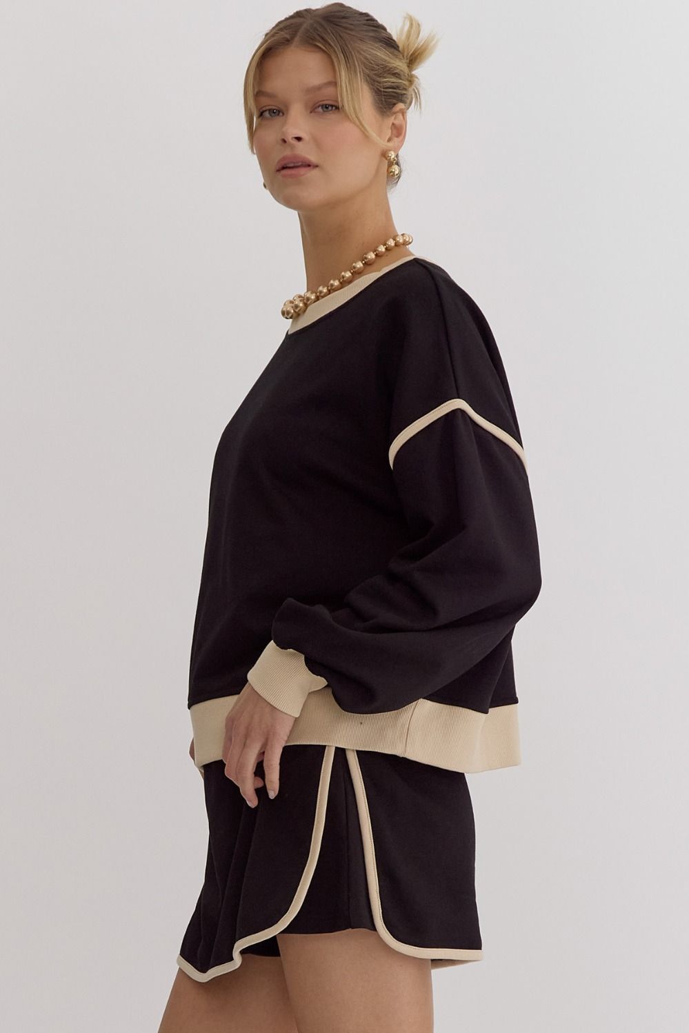 Solid Contrast Trim Long Sleeve Top in Black MadreForte LLC