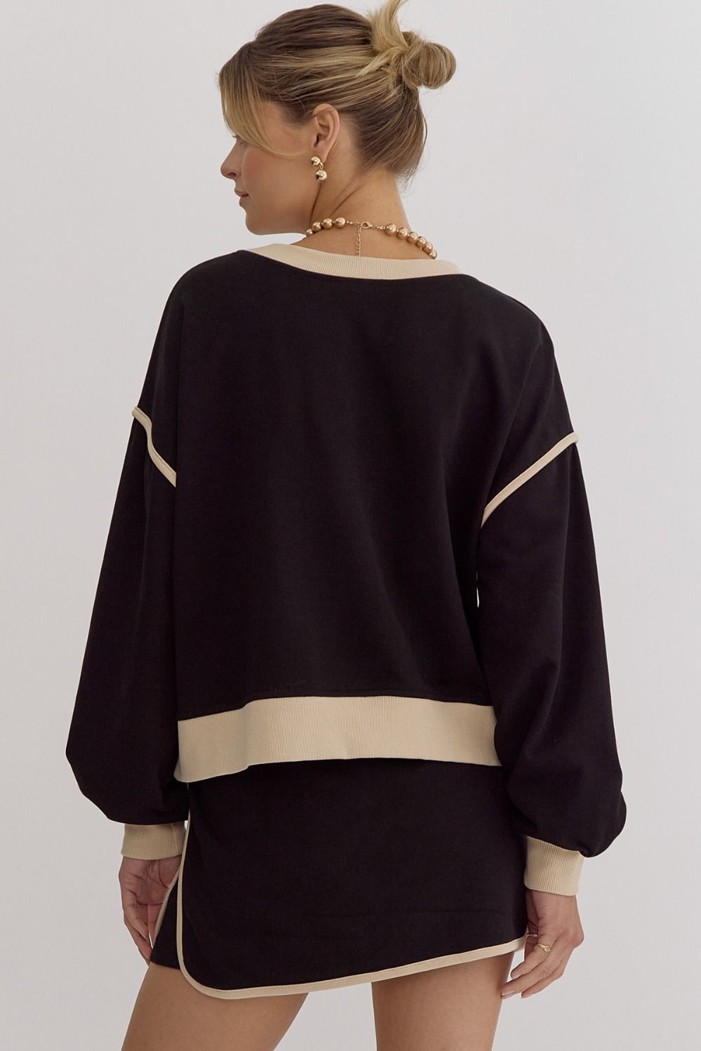 Solid Contrast Trim Long Sleeve Top in Black MadreForte LLC