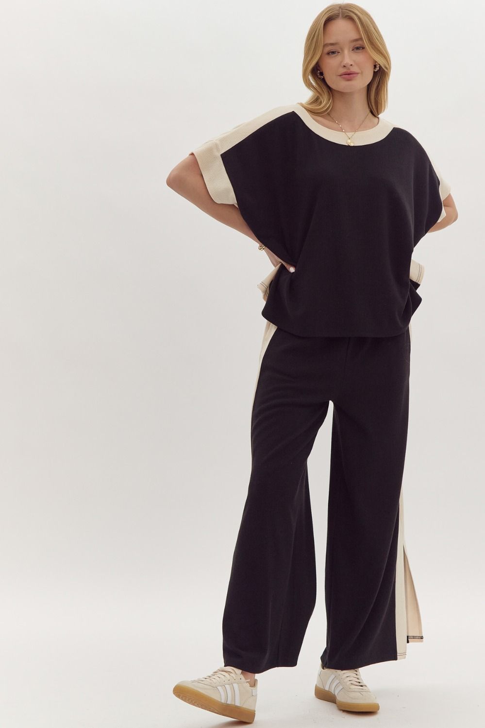 Solid Ribbed Contrast Trim Boatneck Top in Black MadreForte LLC