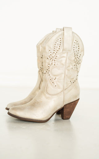 Houston Studded Boots in Champagne